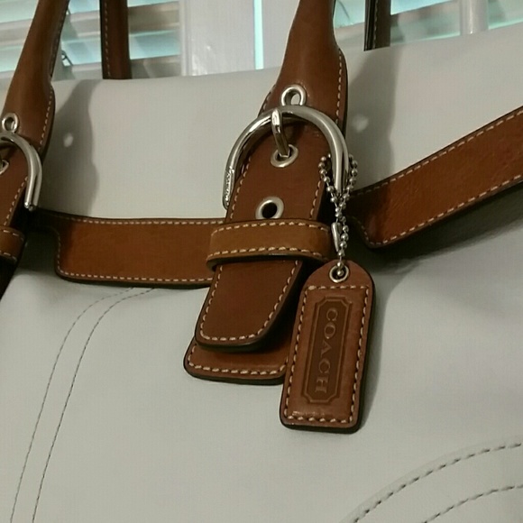 😍 Coach Classic Satchel😍 - Picture 2 of 7